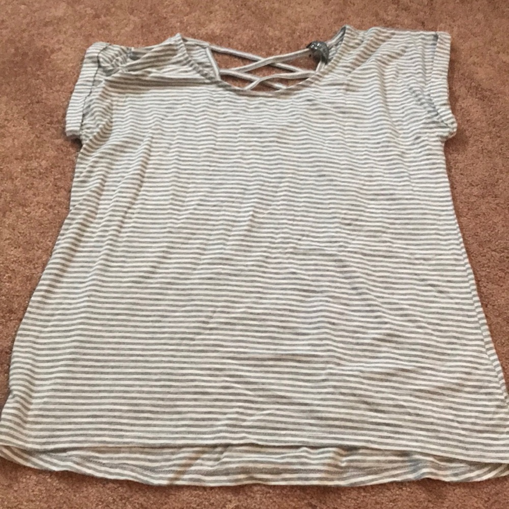 grey/white striped shirt